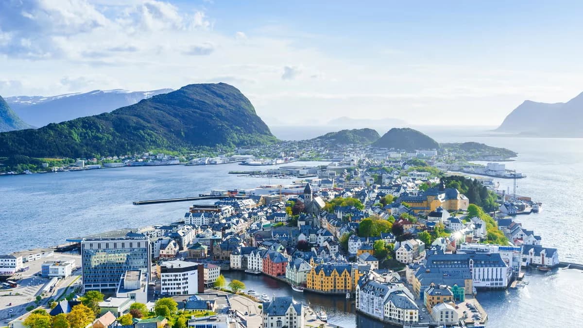 Visit Ålesund